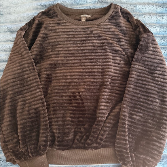 Women’s black Ribbed Sweater - Picture 2 of 3